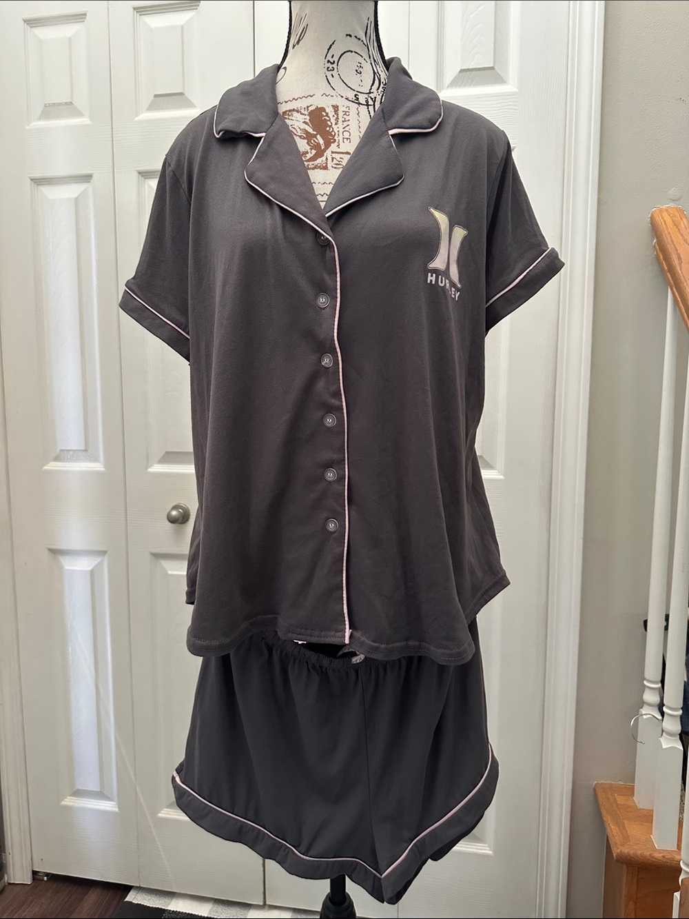 Hurley Charcoal Gray Short Sleeve Pajama Set with Light Pink Piping, 5 for $25